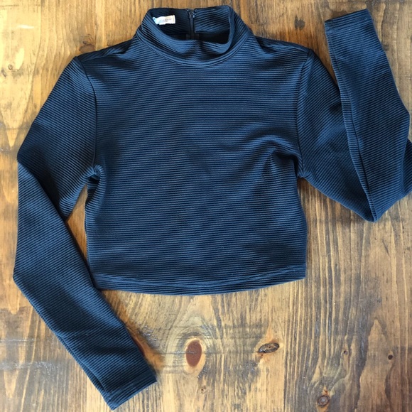 Mistress Rocks crop top - Picture 1 of 3